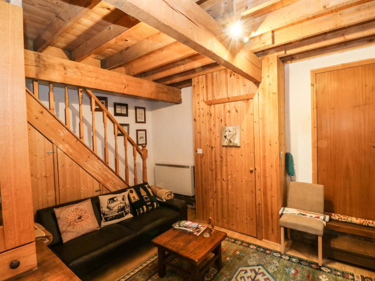 The Toolshed Villa Warrington Bagian luar foto